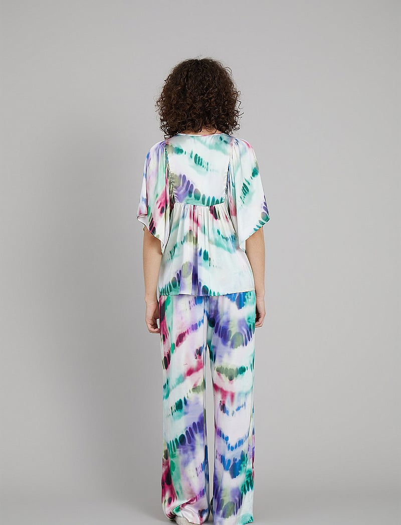 Munthe - VIRID - kurzämlige blusen - white - 3