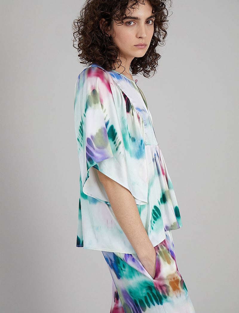 Munthe - VIRID - kurzämlige blusen - white - 4