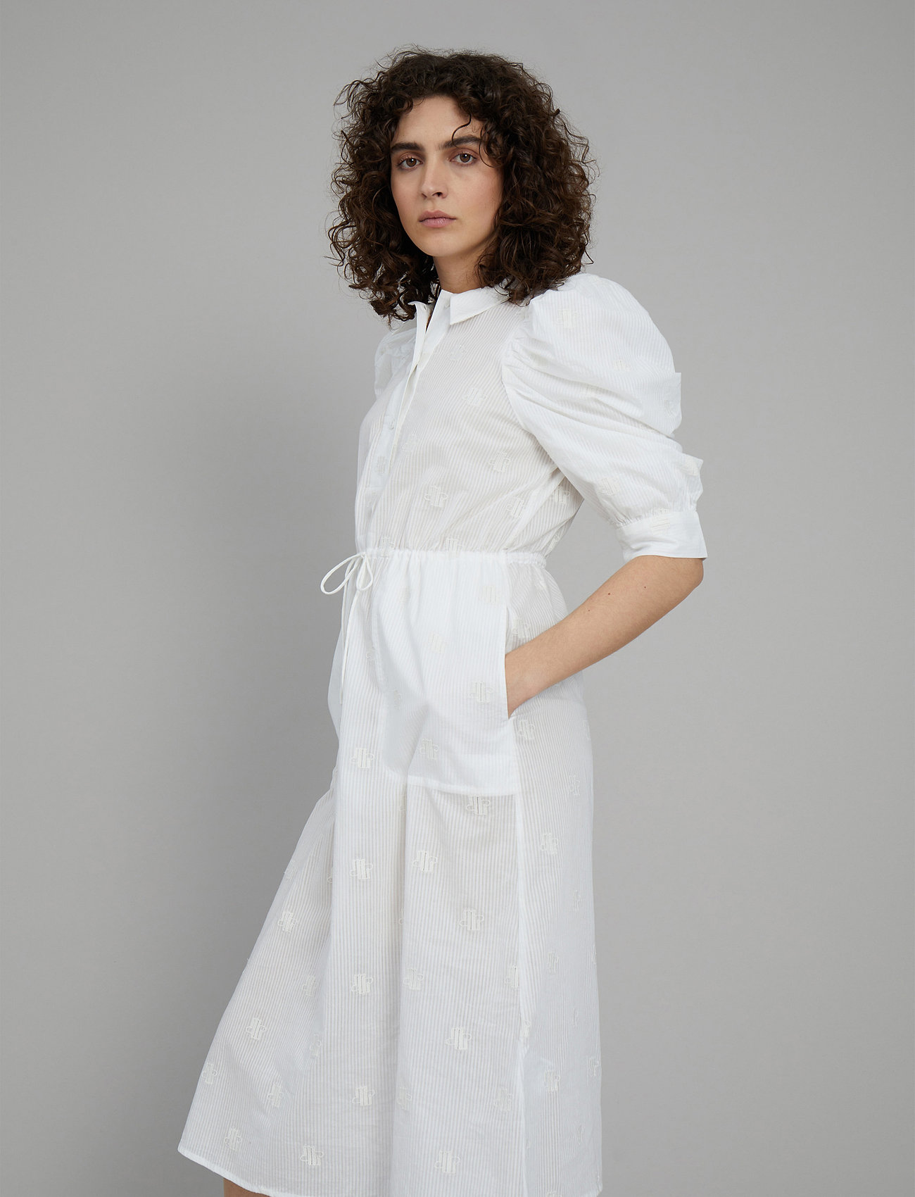 Munthe - VOID - ivory - 3