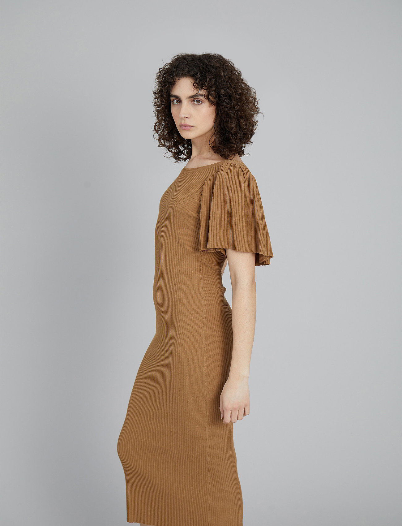 Munthe - VALLEN - liibuvad kleidid - caramel - 3