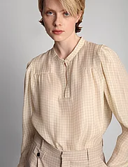 Munthe - ELENOR - long-sleeved blouses - creme - 4