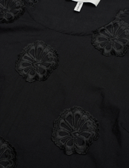 Munthe - EUPHORIC - blouses korte mouwen - black - 5