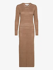 Munthe - EALLEN - knitted dresses - camel - 0