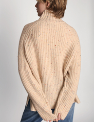 Munthe - ARISSA - megztiniai su aukšta apykakle - sand - 3