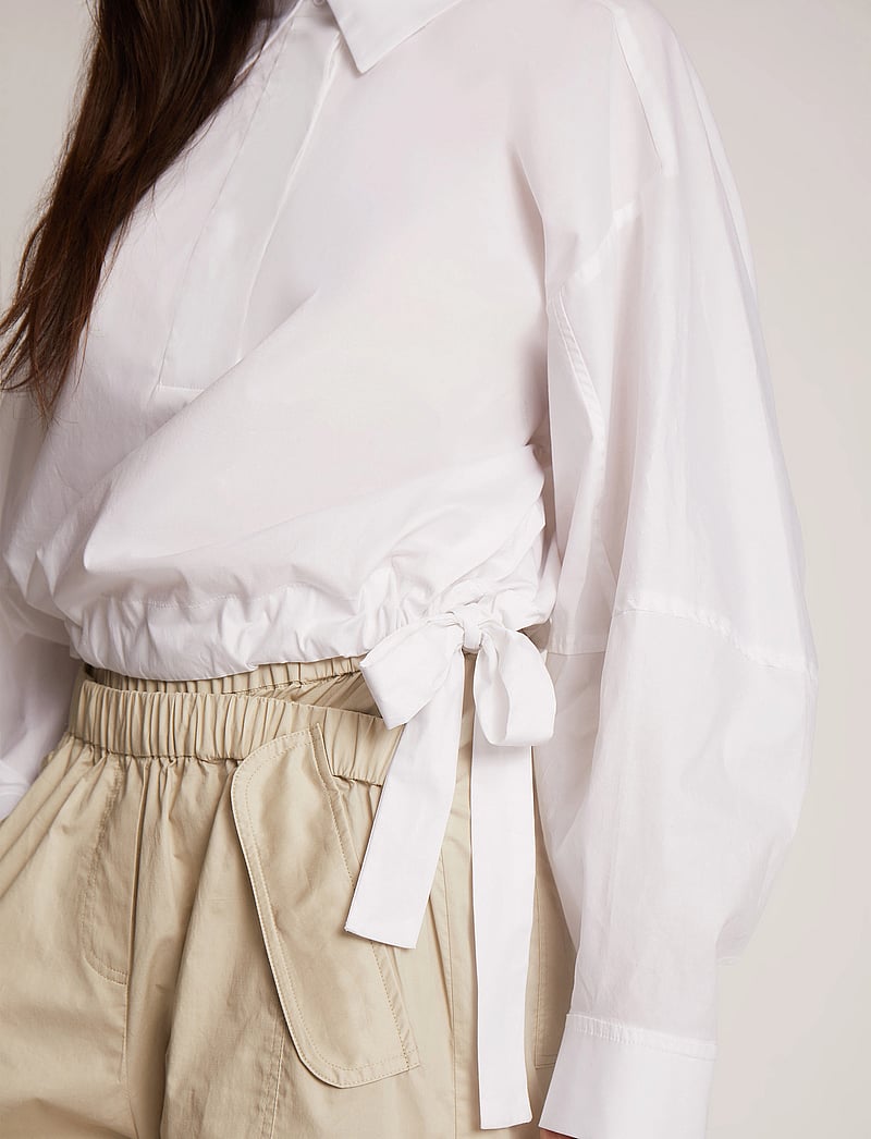 Munthe - TASHUMI - langærmede skjorter - white - 4