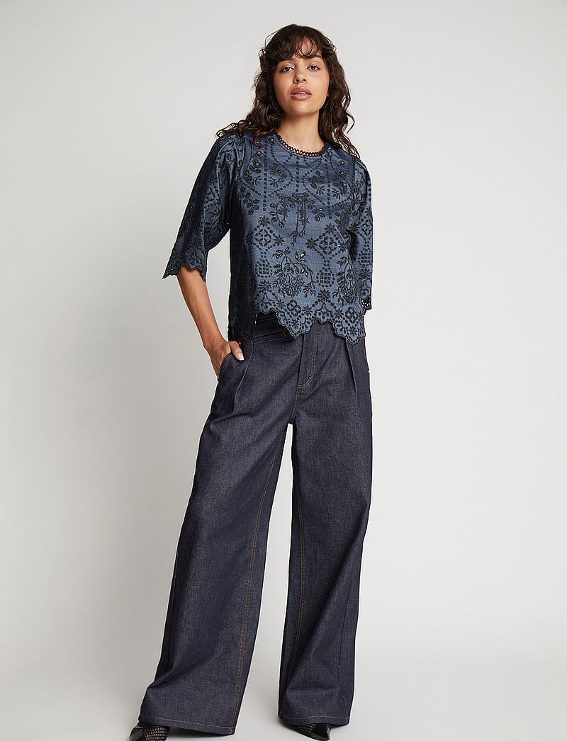 Munthe - SACCA - kortärmade blusar - indigo - 0