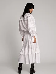 Munthe - KAGGA - long sleeved blouses - white - 3