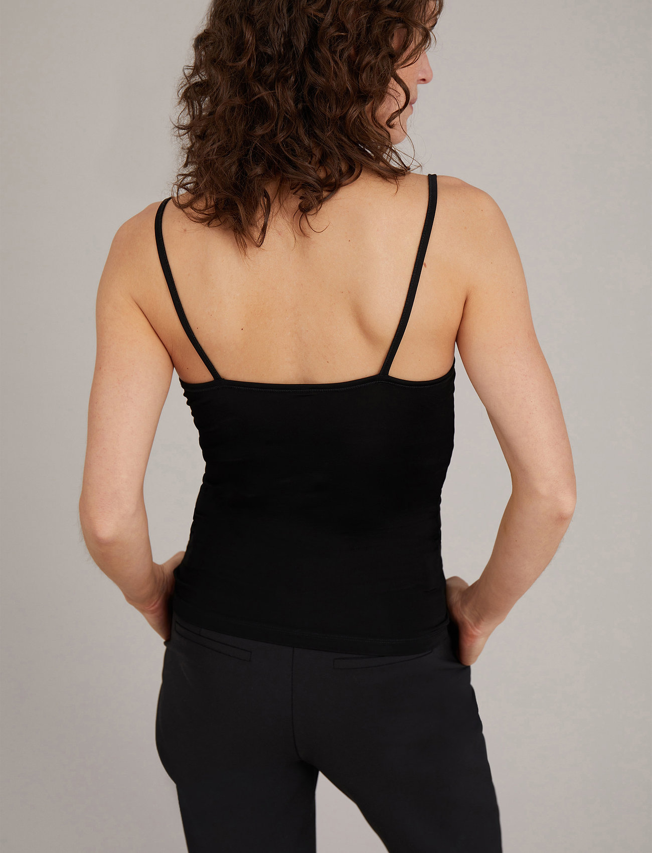 Munthe - DEAREST - black - 3