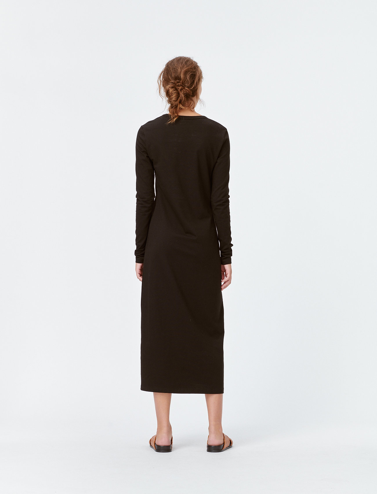 Munthe - LOVING - robes t-shirt - black - 4