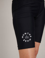 Munthe - SUMMER - biker shorts - black - 4
