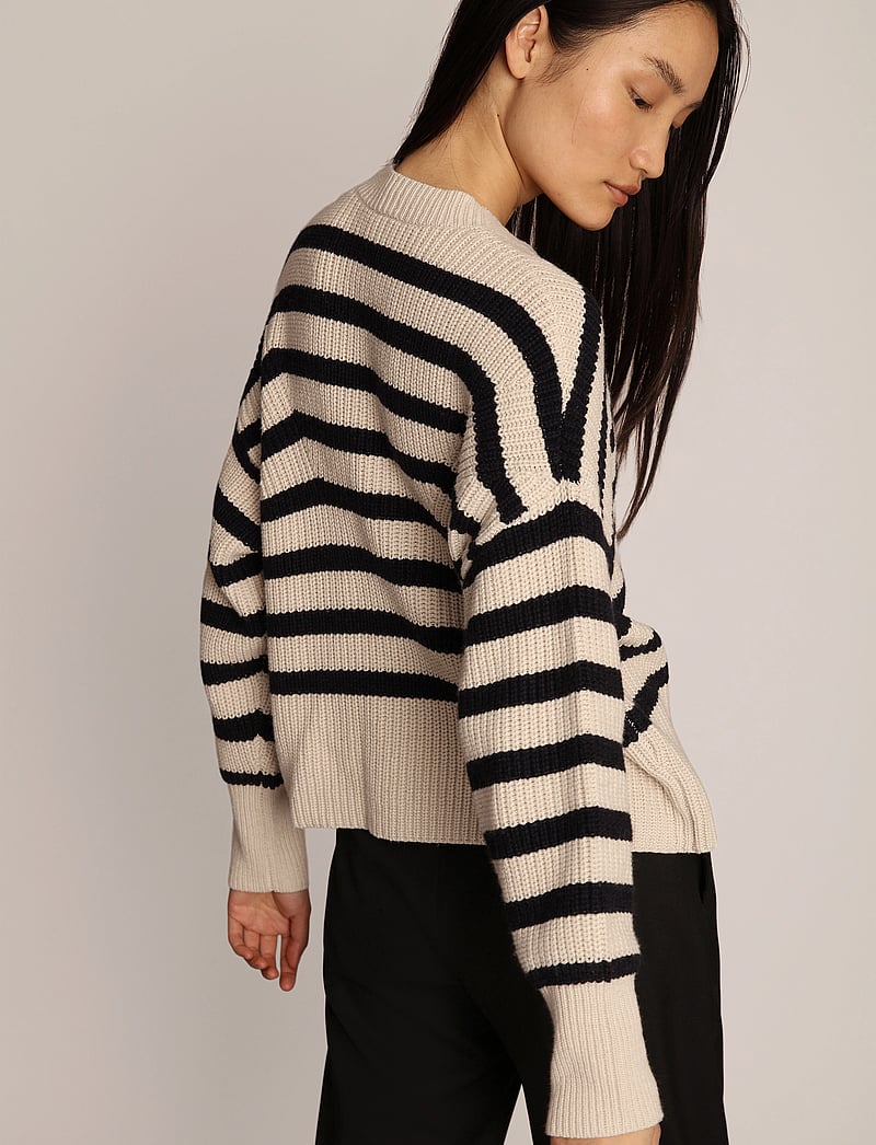 Munthe - TUPPER - cardigans - kit - 4