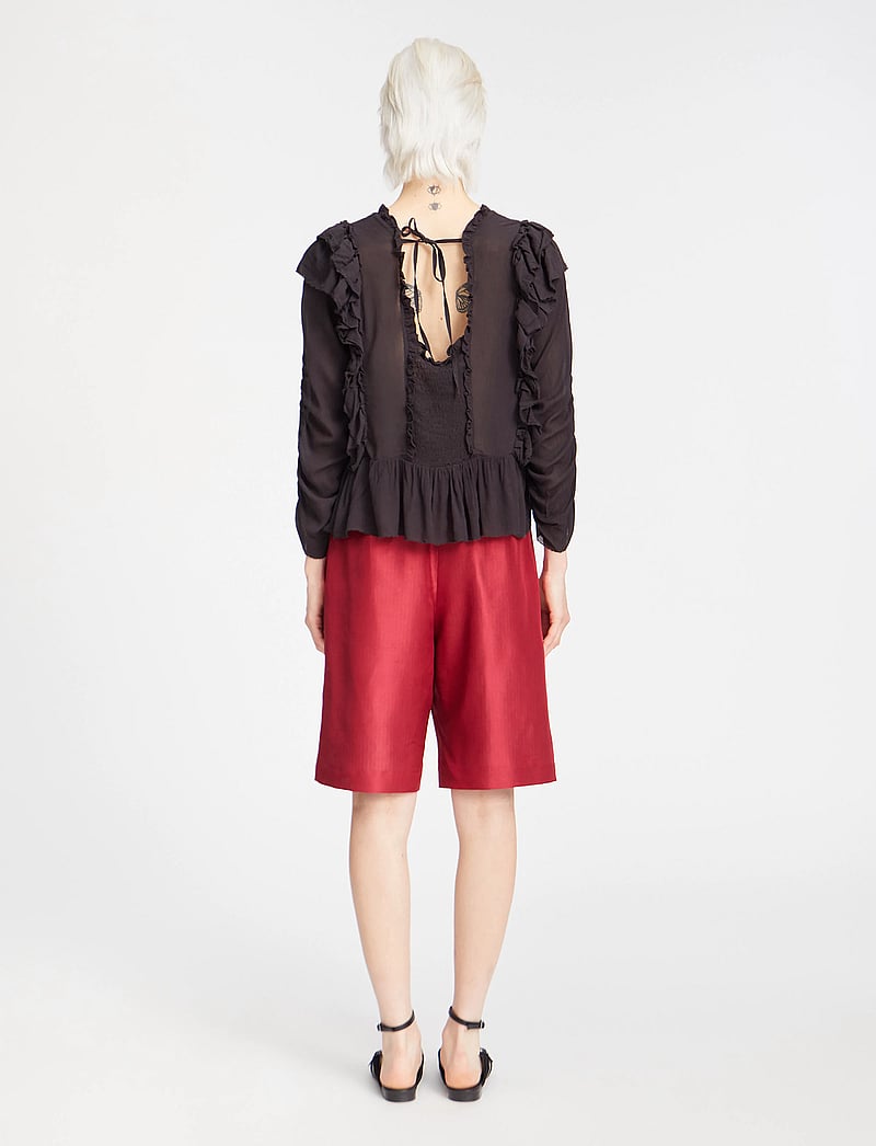 Munthe - CRISP - langærmede bluser - black - 3