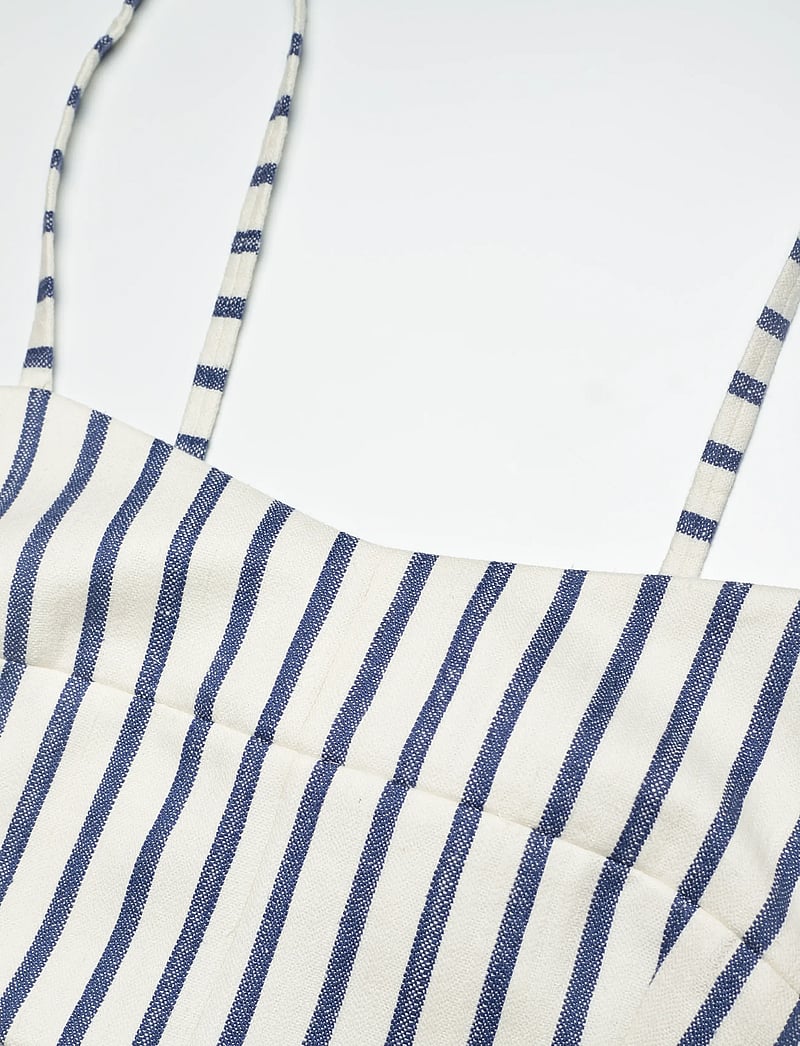 Munthe - PERRY - crop tops - navy - 2