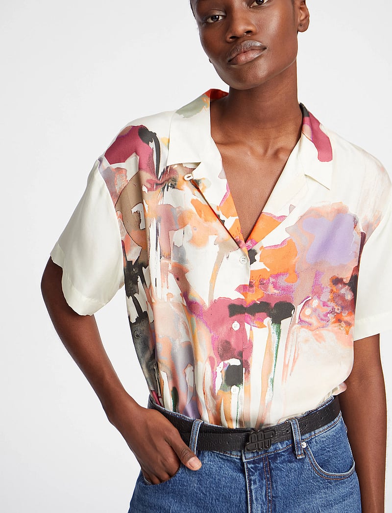 Munthe - PIANE - kurzärmlige hemden - sand - 0