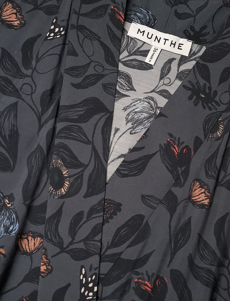 Munthe - GITALU - omlottklänningar - charcoal - 2