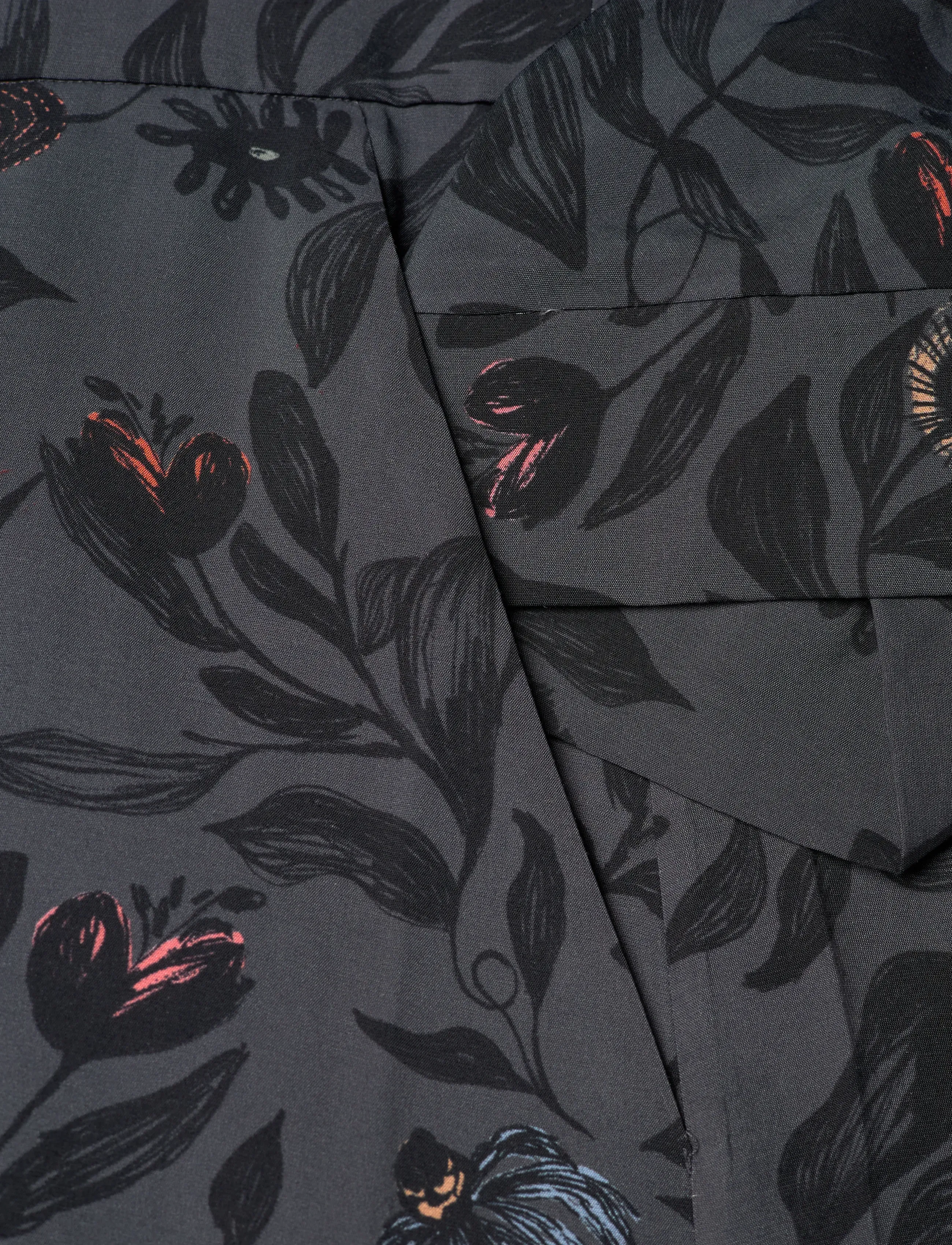 Munthe - GITALU - wrap dresses - charcoal - 3