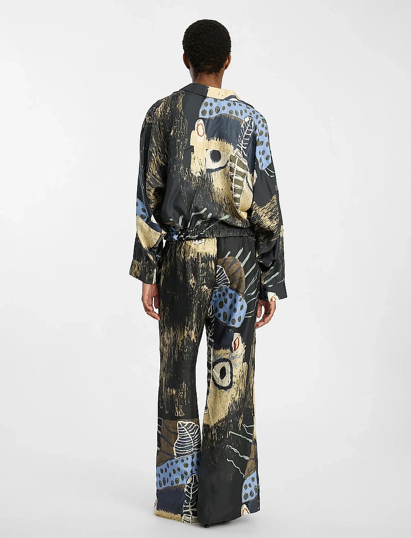 Munthe - ARUM - laia säärega püksid - black print - 3