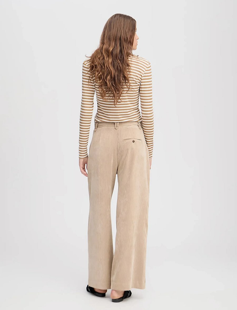 Munthe - LELOUIS - vida byxor - latte - 3
