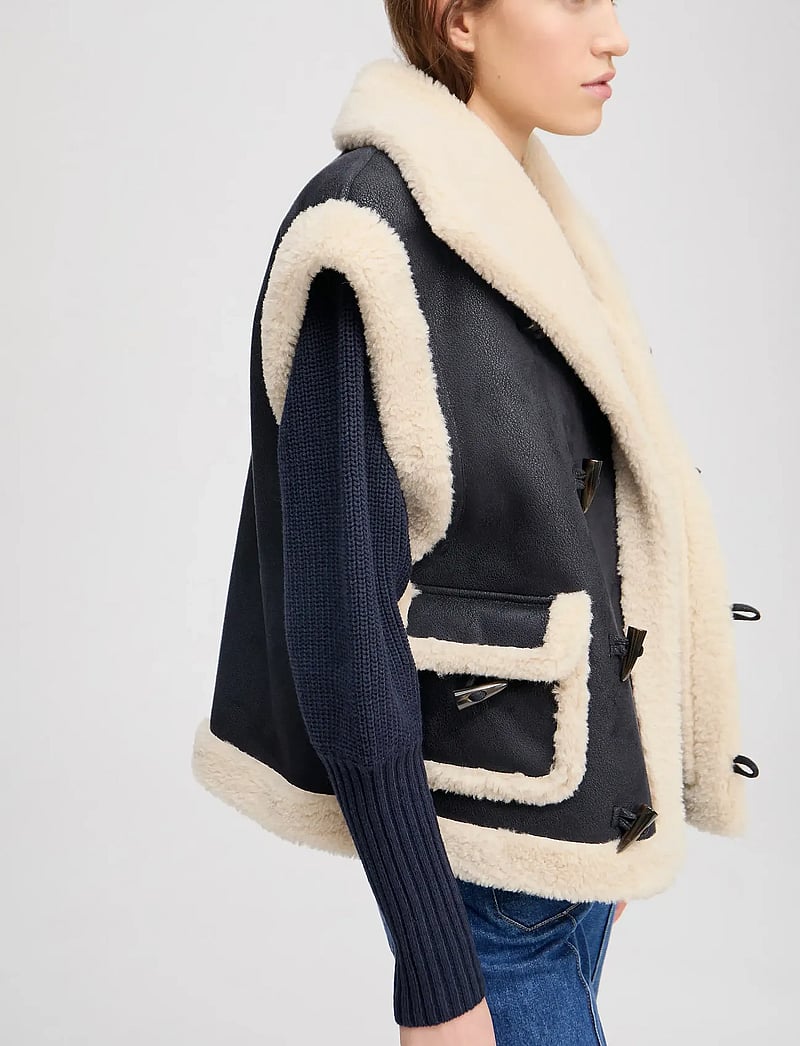 Munthe - LURPLE - sügisjakid - black - 4