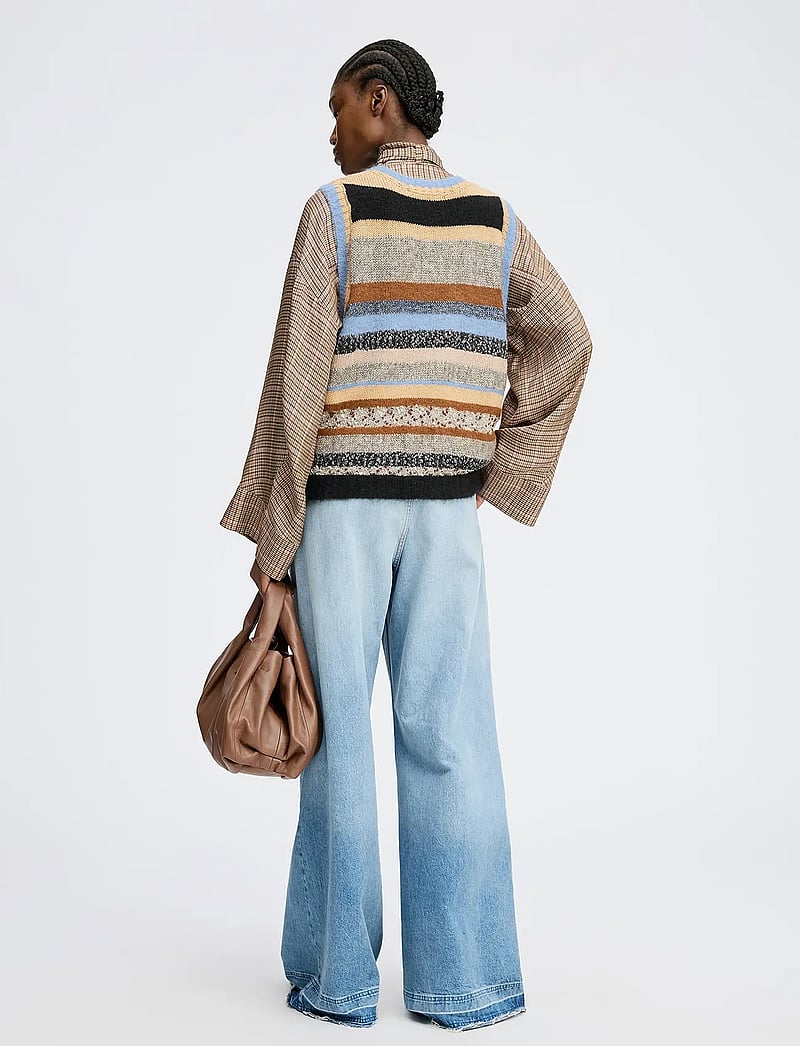 Munthe - LYTTI - kootud vestid - mix - 3