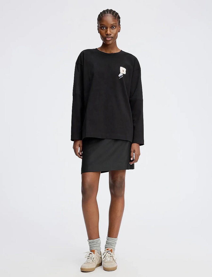 Munthe - ROOMU - pikkade varrukatega topid - black - 0