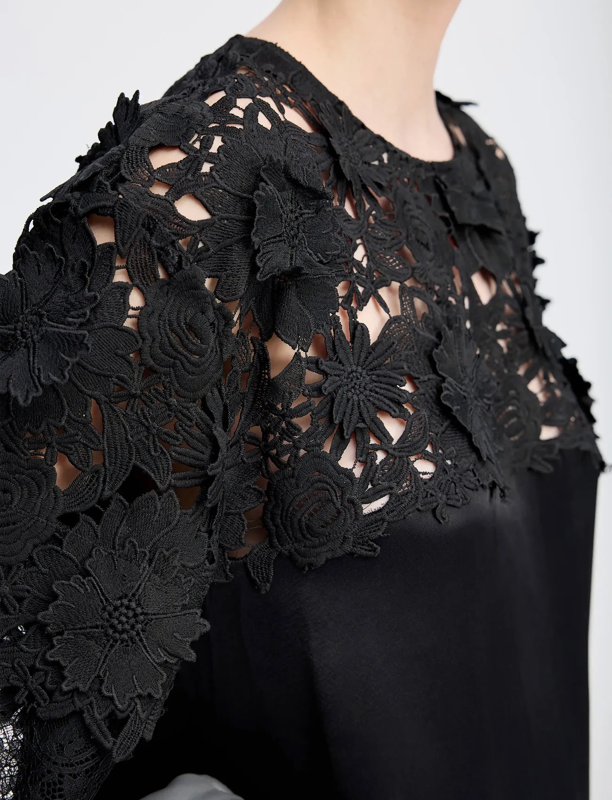 Munthe - RADA - midikleidid - black - 4