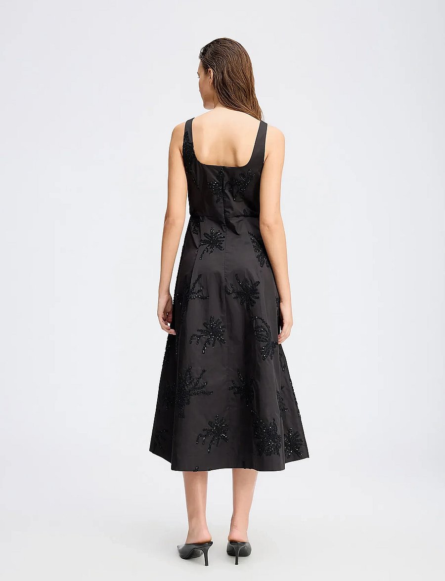 Munthe - RONIA - midikleidid - black - 2