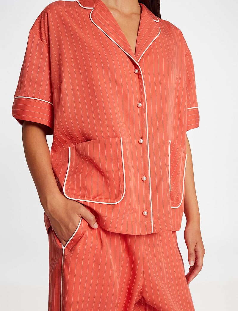 Munthe - USHI - lühikeste varrukatega särgid - red - 4