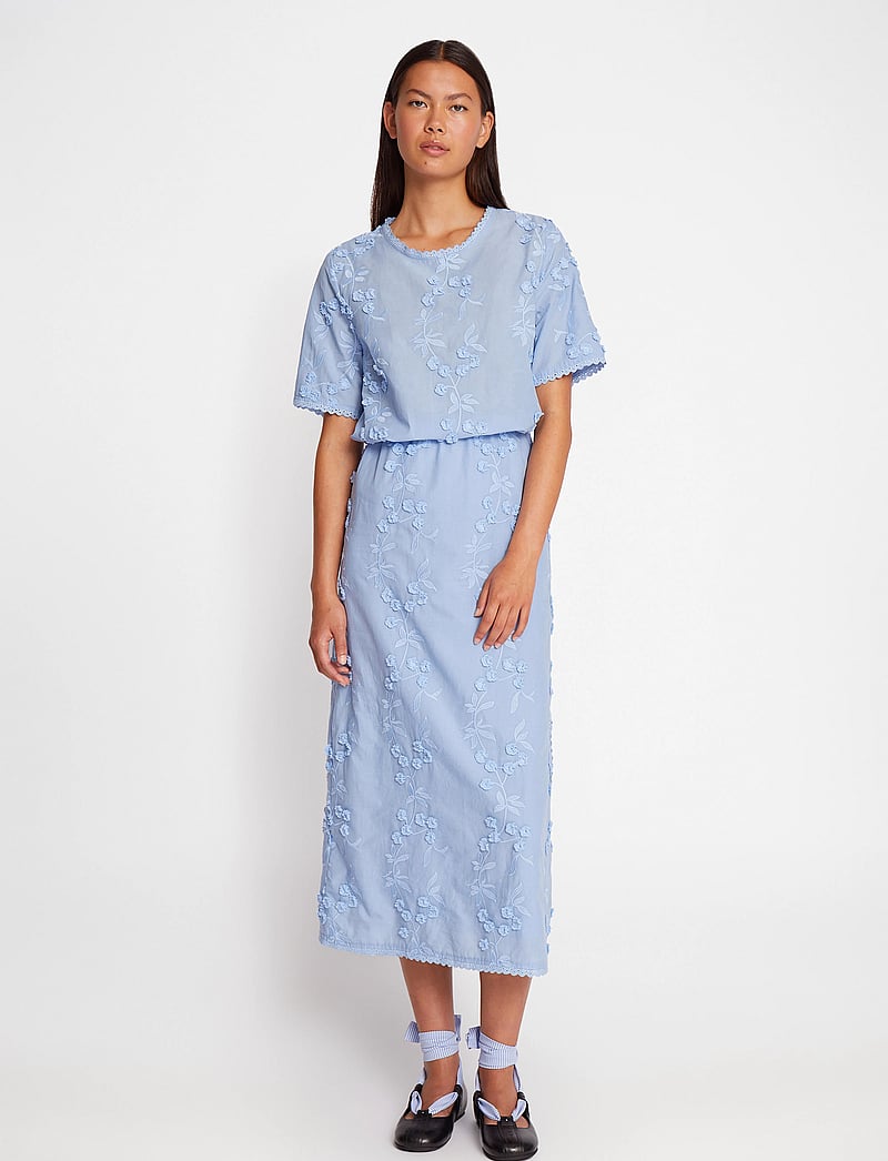 Munthe - UASTA - lühikeste varrukatega pluusid - blue - 0