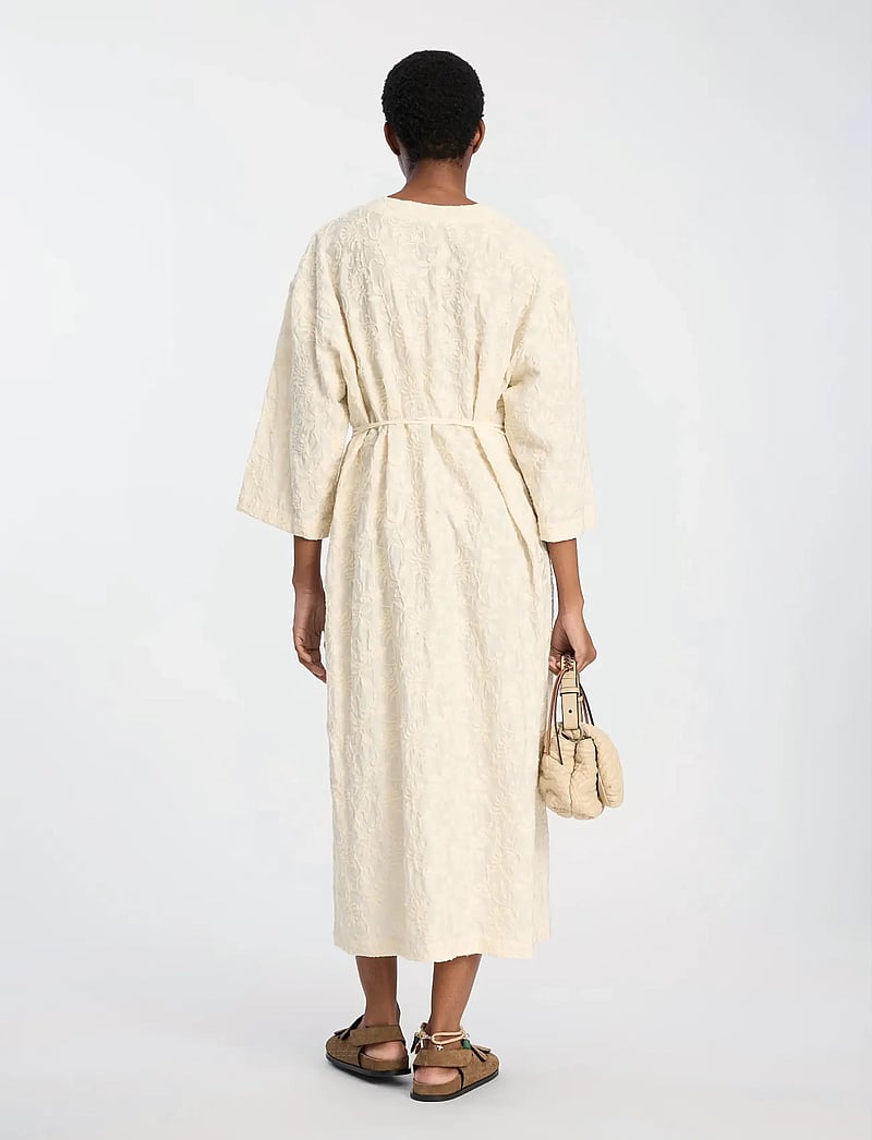 Munthe - BYRUS - maxi dresses - creme - 2