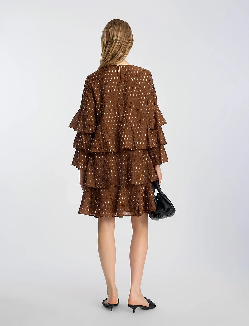 Munthe - BRAZOS - konfirmationstøj - mocca - 2