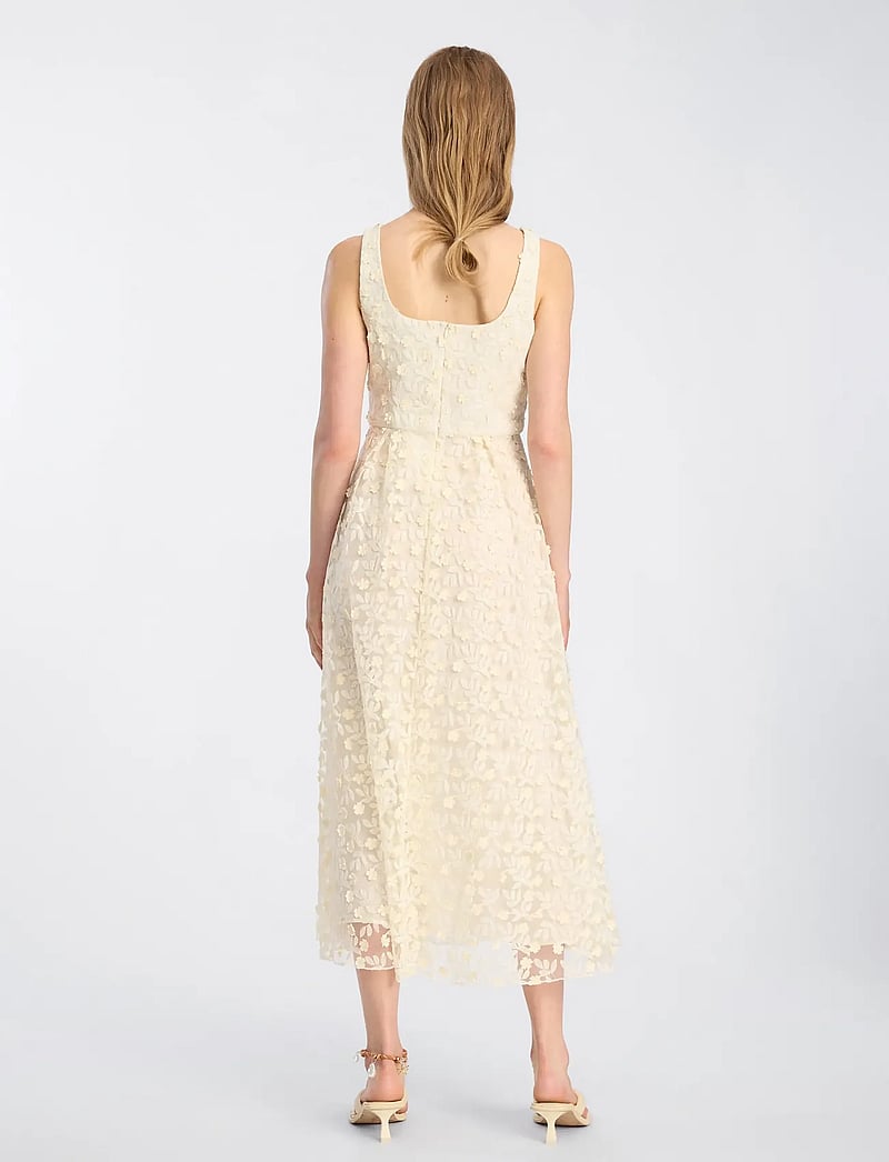 Munthe - BRONIA - sommerkjoler - ivory - 2