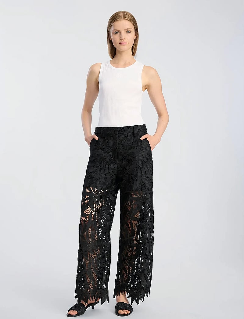Munthe - BYRDOS - straight leg hosen - black - 0