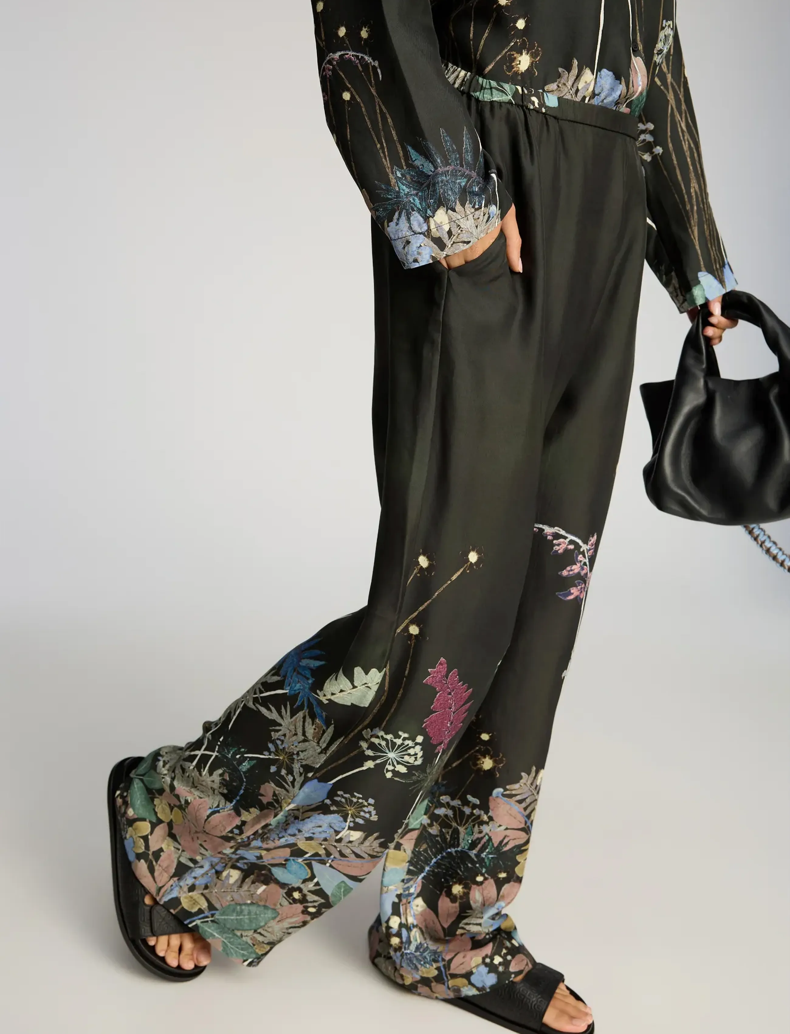 Munthe - FABERT - buxur með víðum skálmum - print black - 4