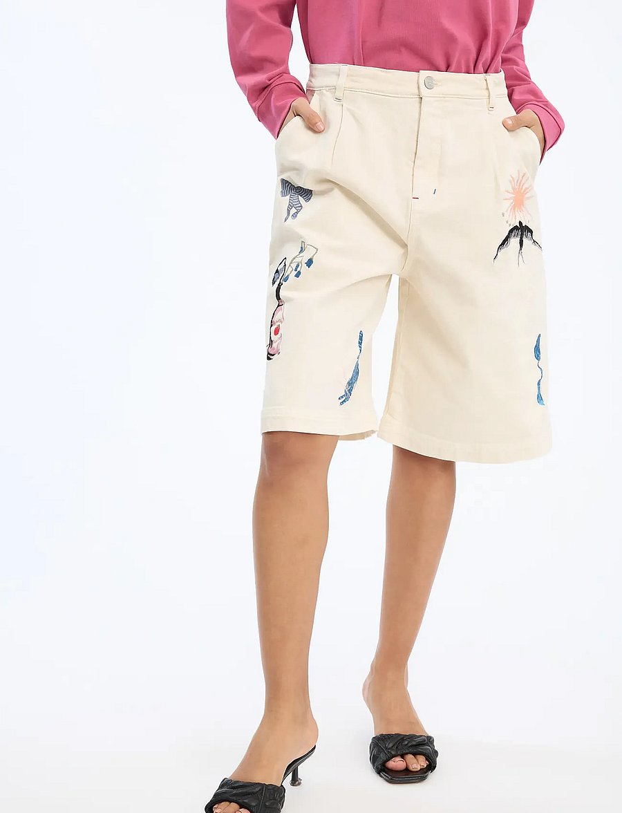 Munthe - BREYLA - casual shorts - kit - 4