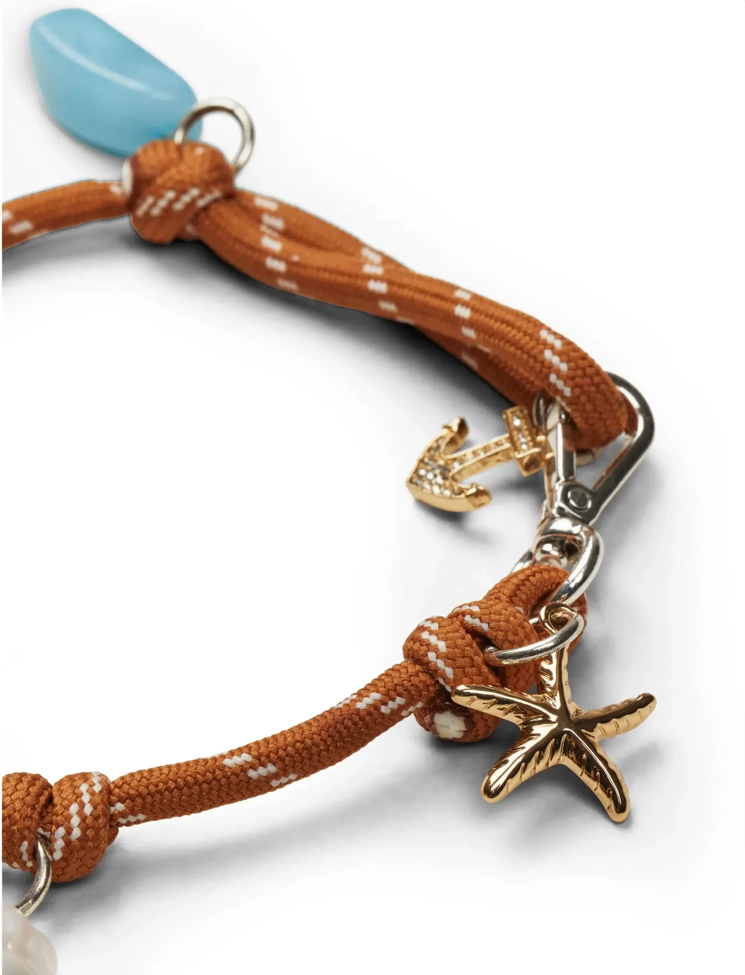 Munthe - BAYU - ankle chains - camel - 2