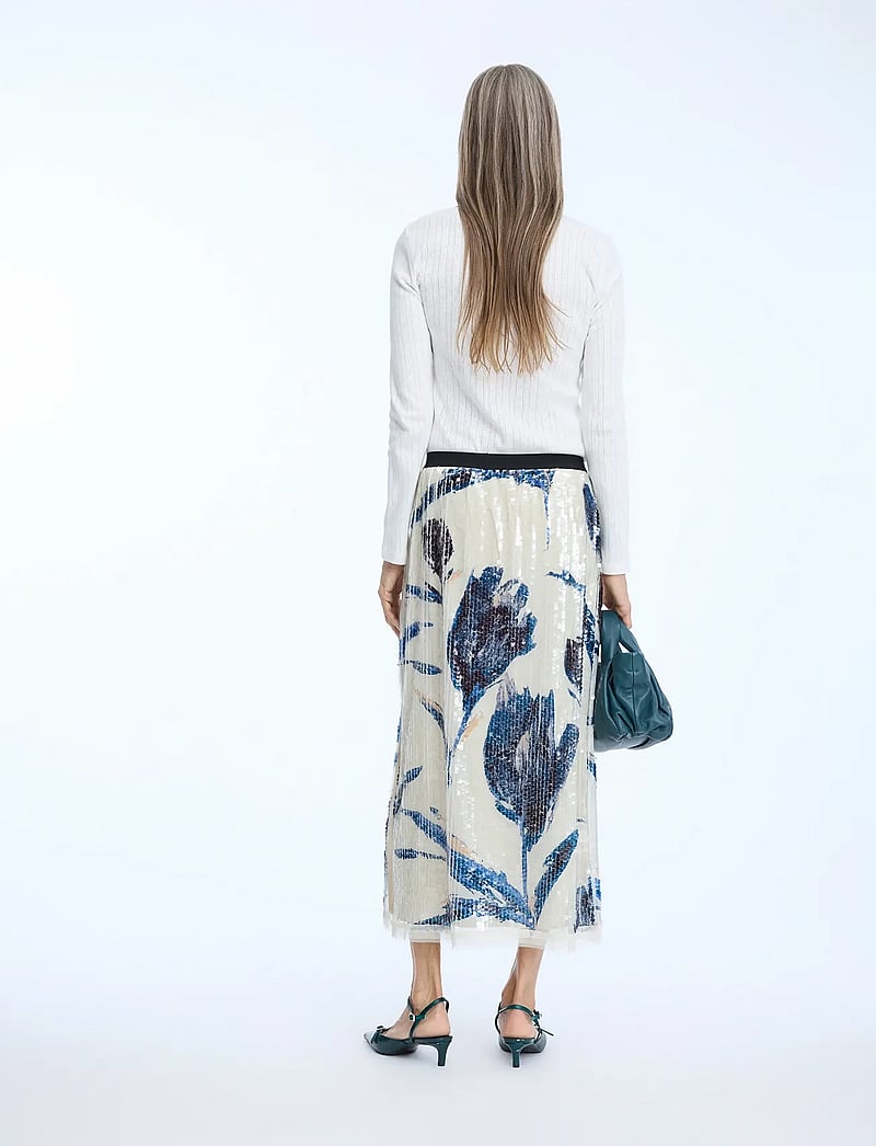 Munthe - OMI - sequin skirts - print kit - 2