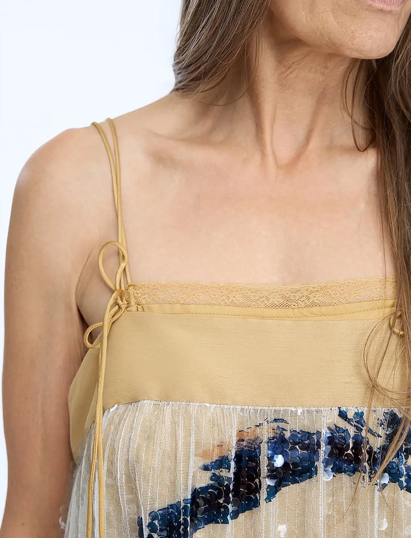 Munthe - NARA - sequin dresses - print kit - 5