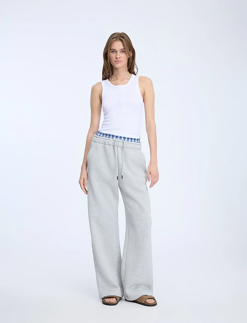 Munthe - NOHLAN - fashion trends - light grey - 0