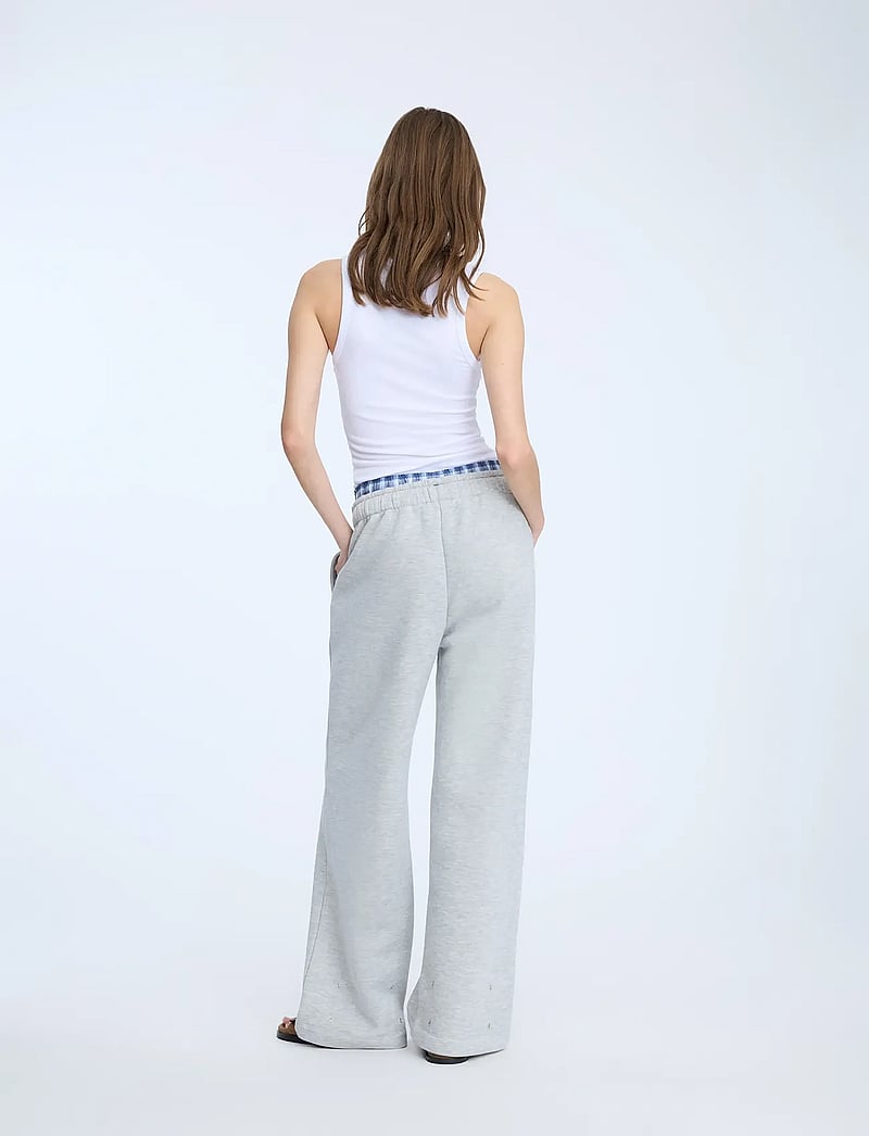 Munthe - NOHLAN - fashion trends - light grey - 2