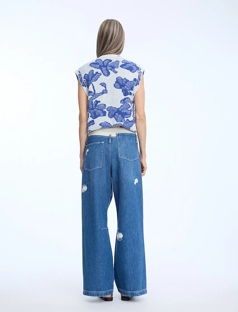 Munthe - NURULIA - knitted vests - mix blue - 2