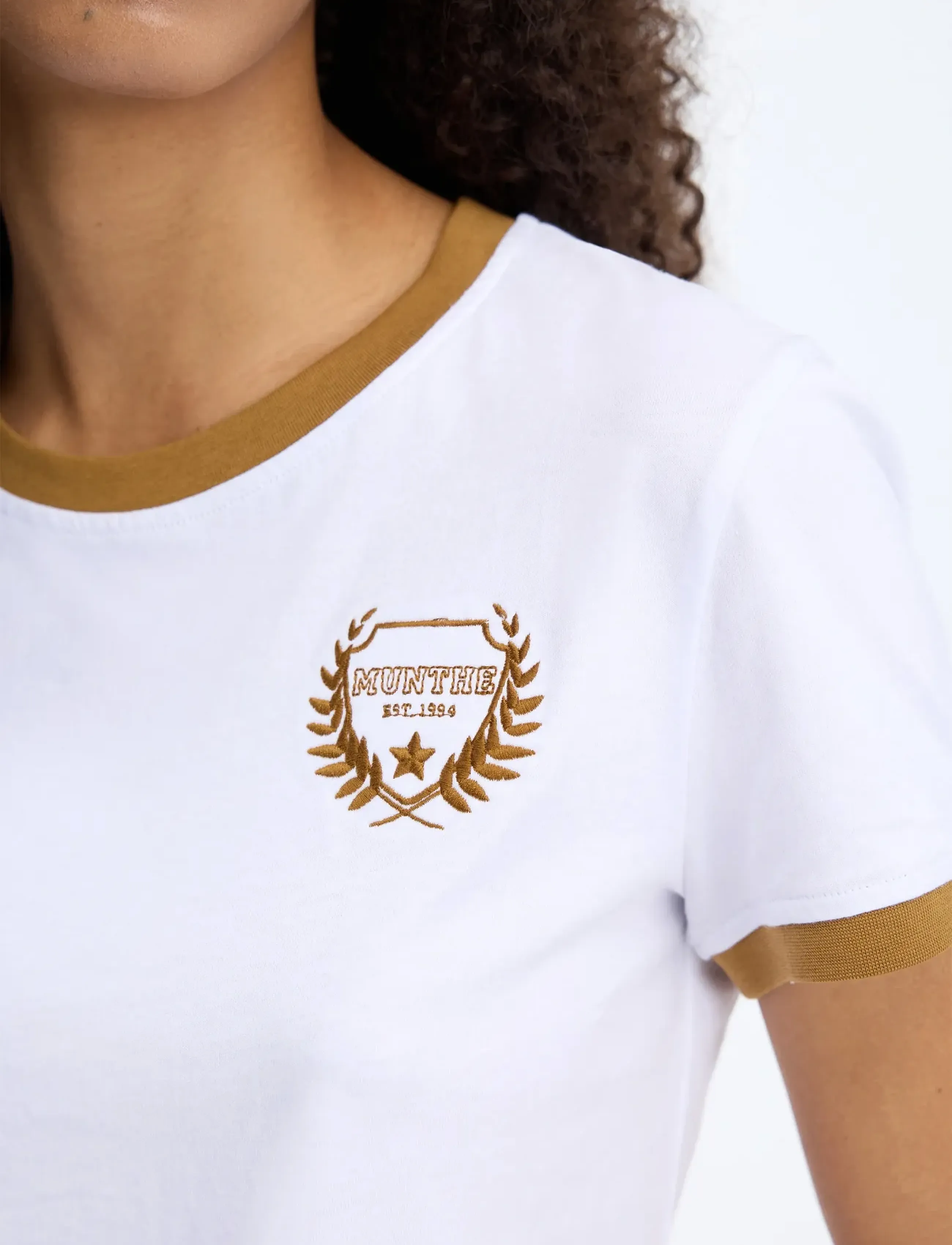 Munthe - VAGARY - white - 3