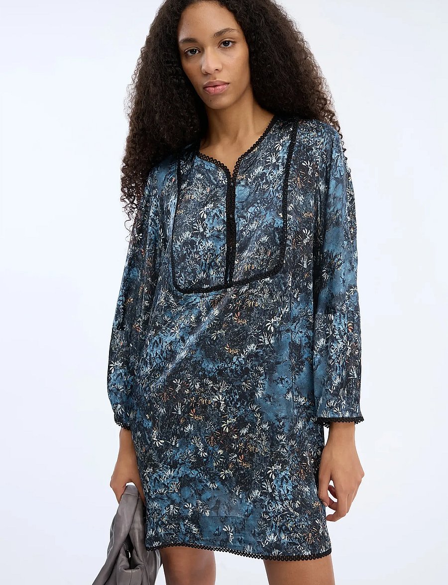 Munthe - VRISTUNA - korta klänningar - print blue - 2