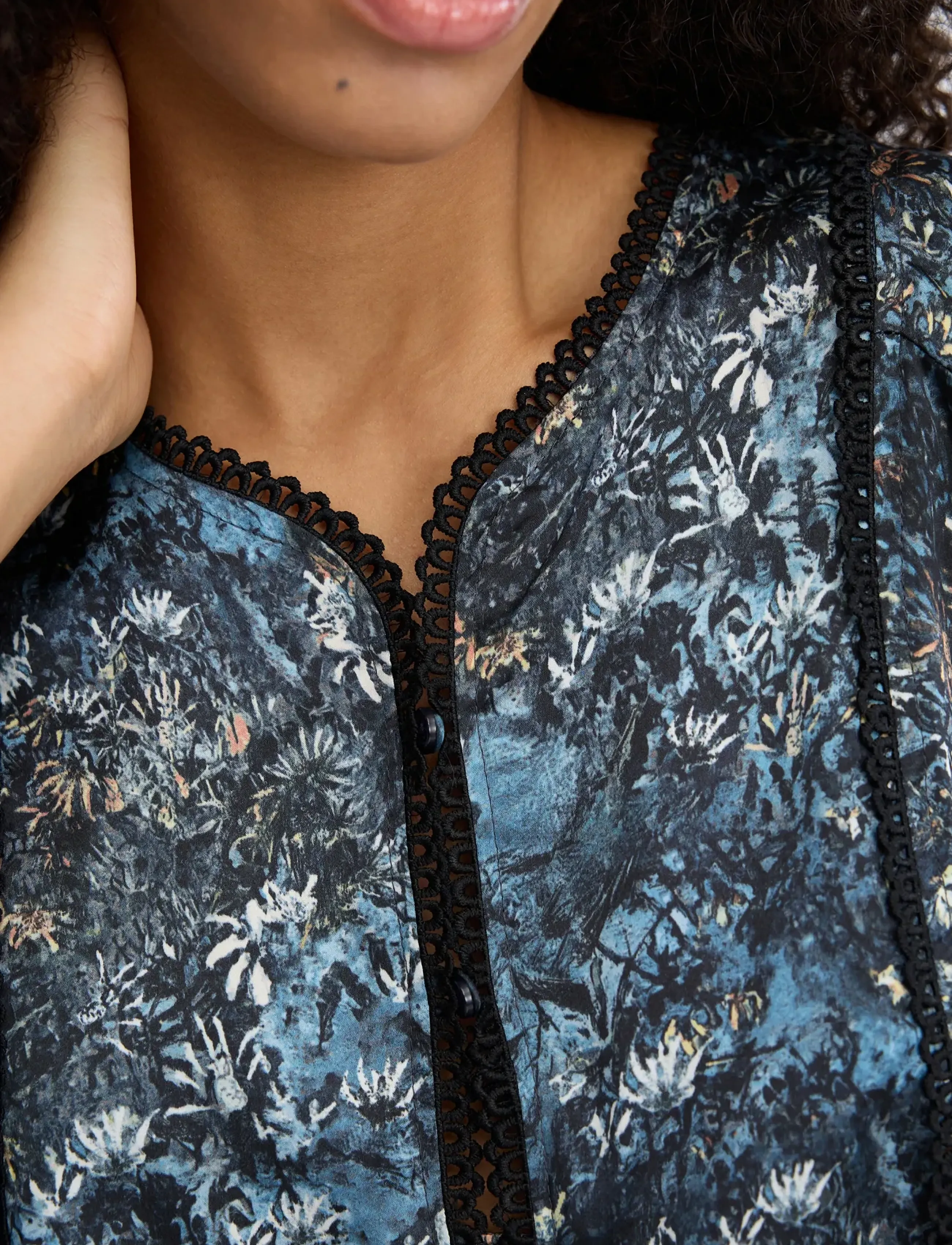 Munthe - VRISTUNA - korta klänningar - print blue - 4