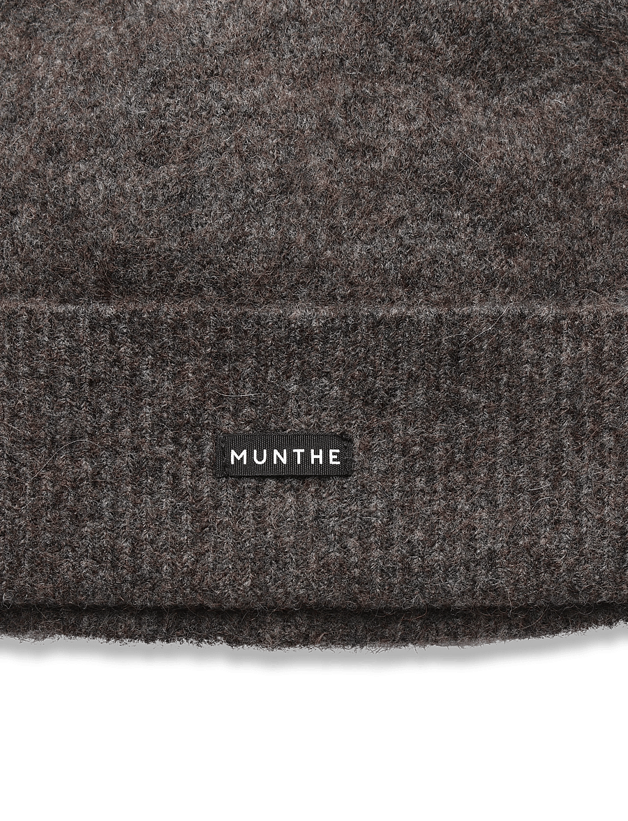 Munthe - VICTU - beanies - mocca - 3