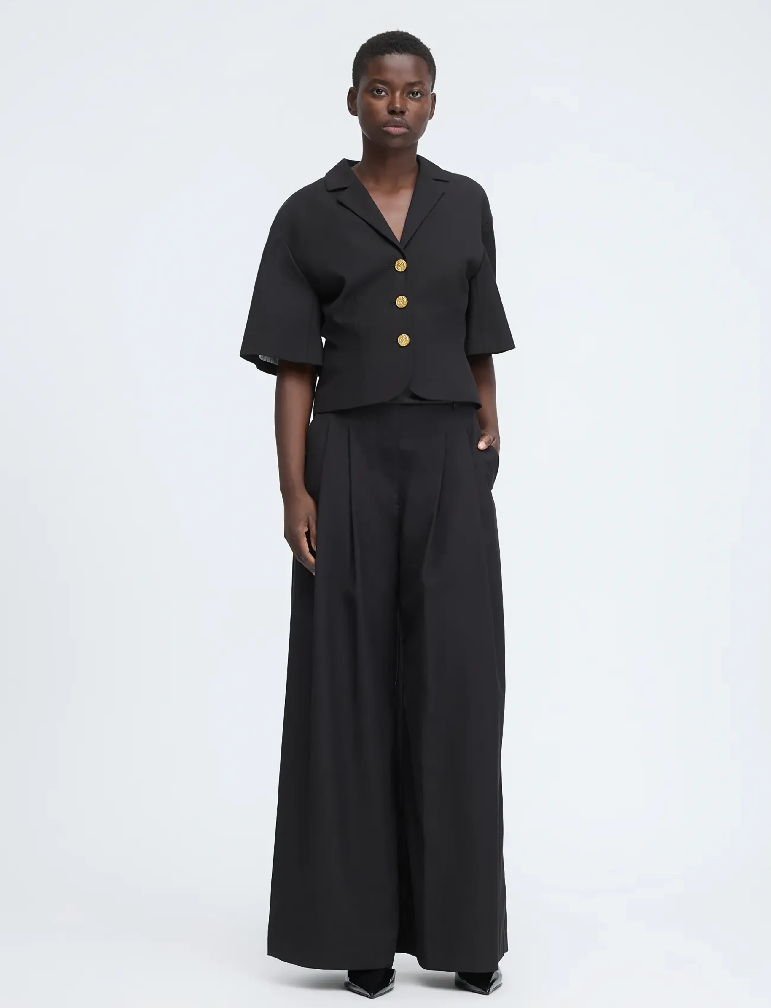 Munthe - CORALIE - cropped blazers - black - 0