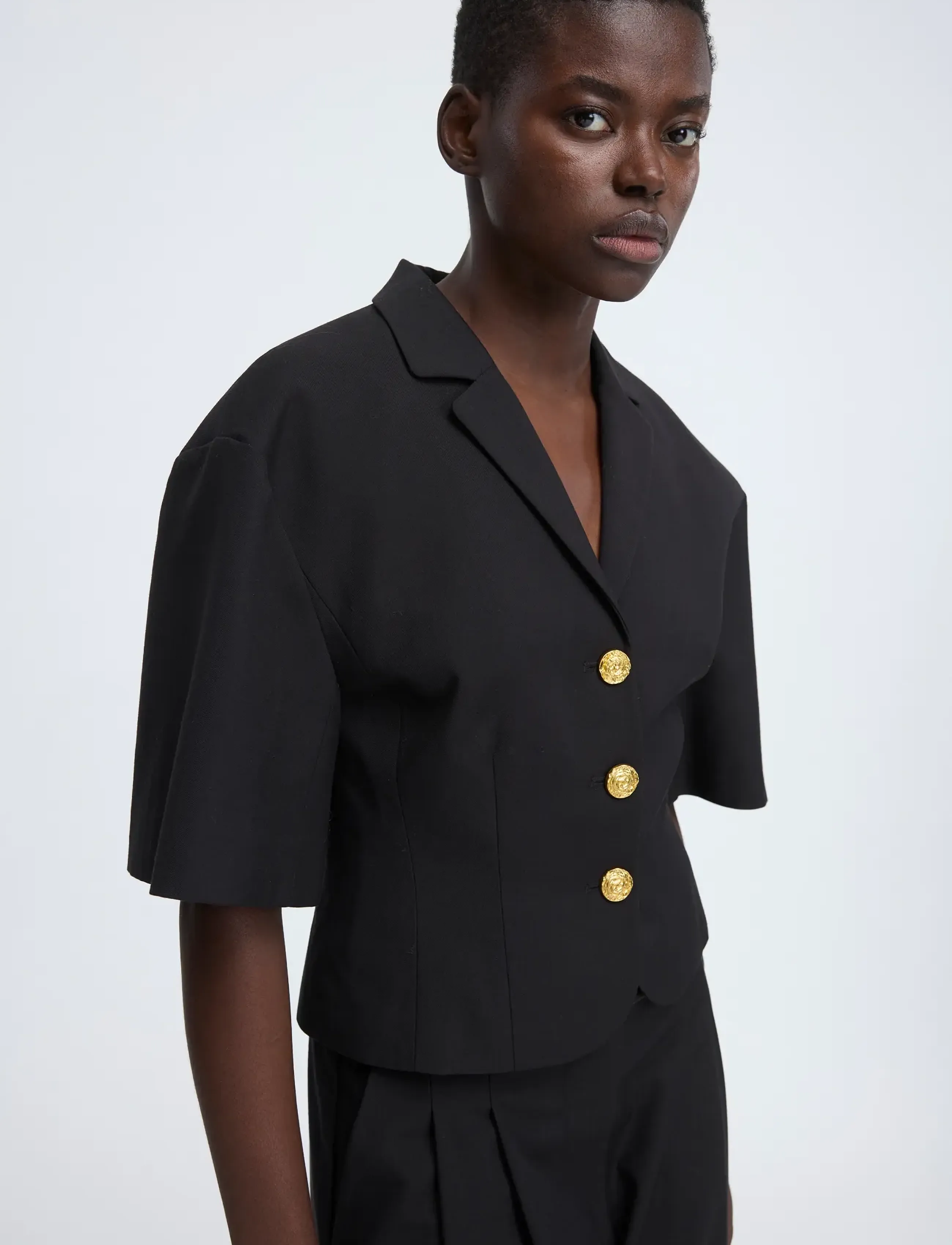 Munthe - CORALIE - cropped blazers - black - 4