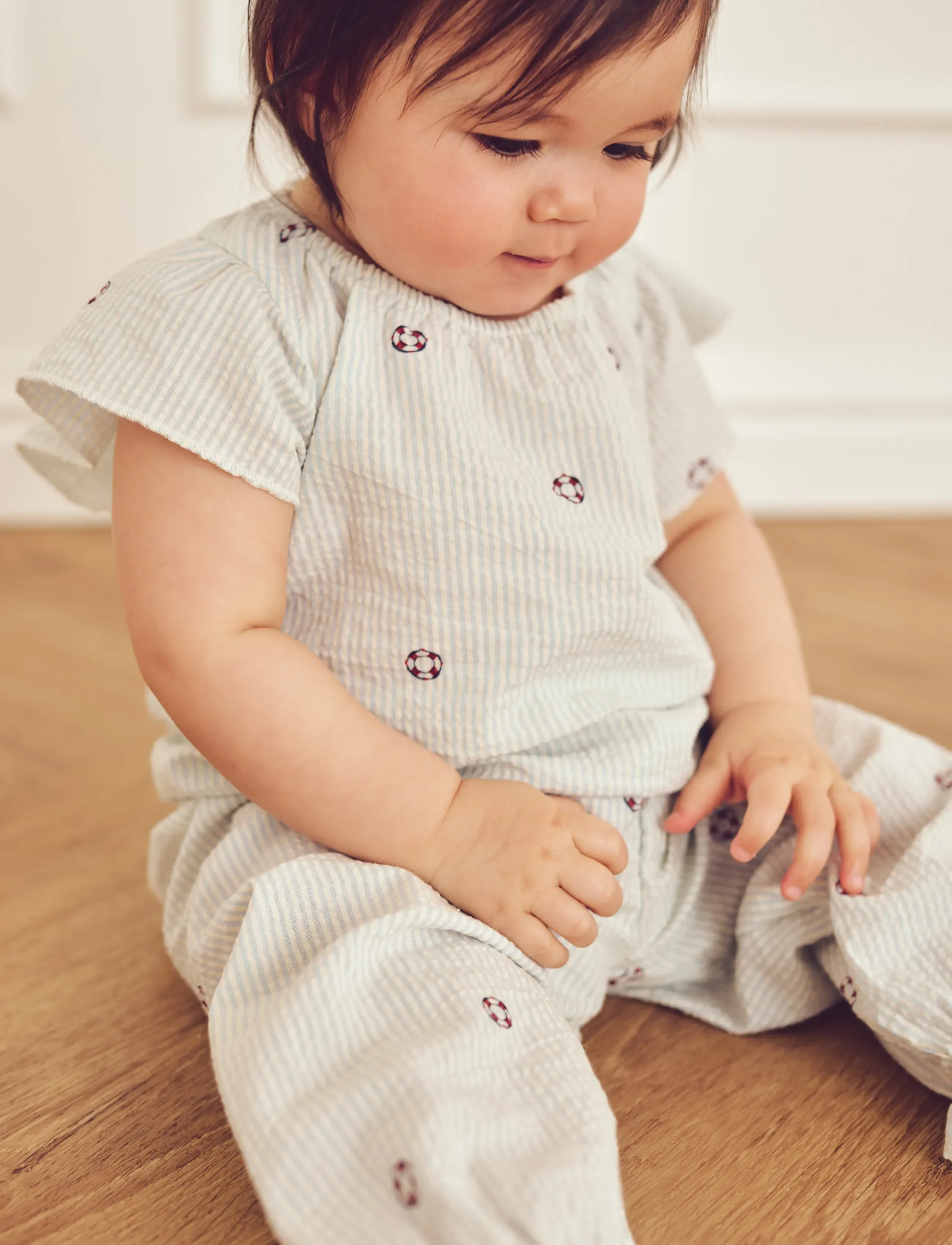 Müsli by Green Cotton Seersucker stripe frill s/s T baby - Överdelar - TOFU/ OCEAN/ MINERAL RED / green