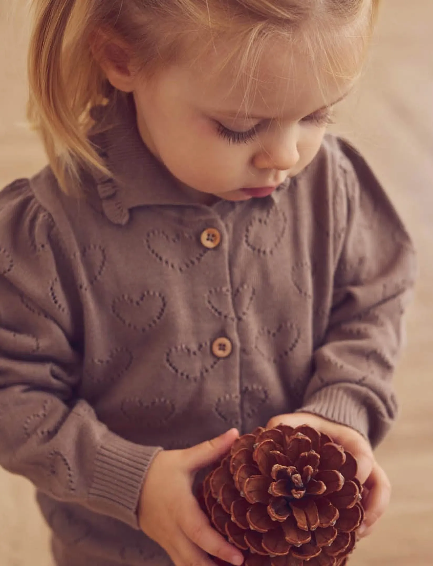 Müsli - Knit pointelle heart cardigan baby - walnut - 0