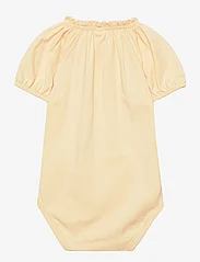 Müsli by Green Cotton - Cozy me bell s/s body - calm yellow - 1